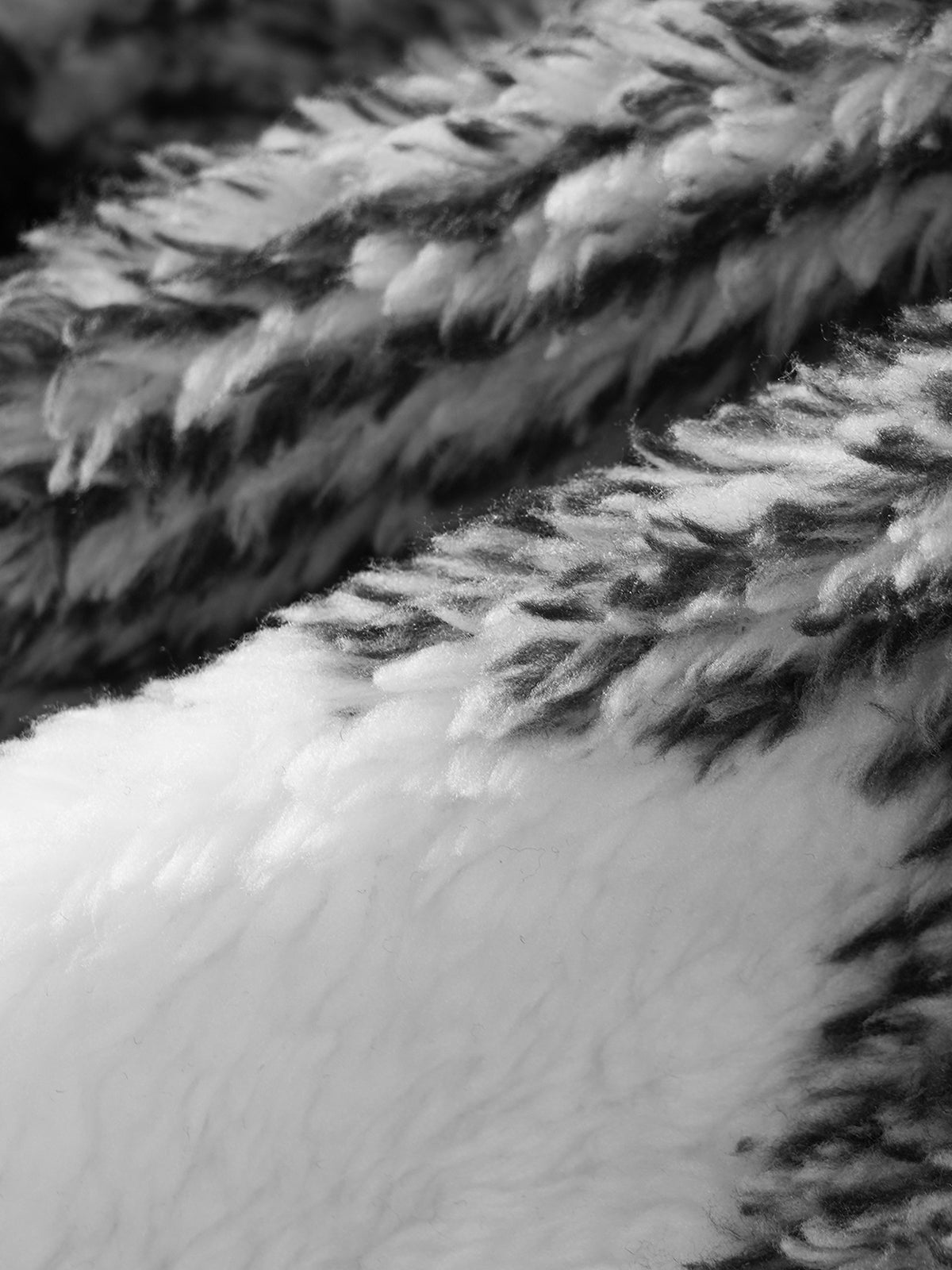 Men's Classic Plaid  Fluffy Faux Fur Single Pocket Button Lapel Jacket